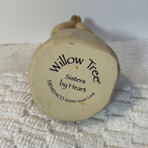 Willow Tree Figure by Susan Lordi - Sisters by Heart - Picture 8 of 13